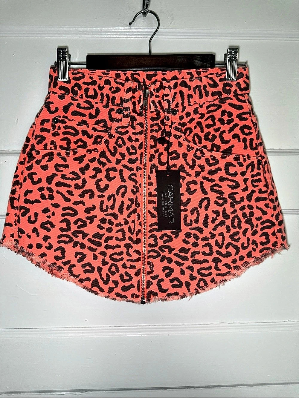 Carmar Los Angeles Beatrice Leopard Print Denim Skirt Coral & Black Waist 25 NWT